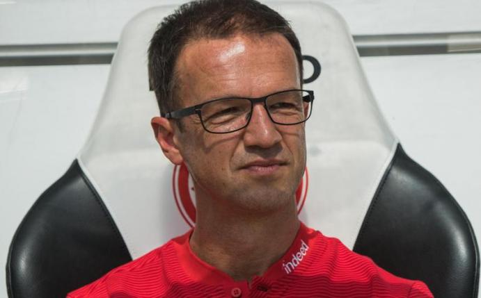Möchte den Franzosen Simon Falette nach Hessen holen: Eintracht-Sportchef Fredi Bobic. Foto: Andreas Arnold