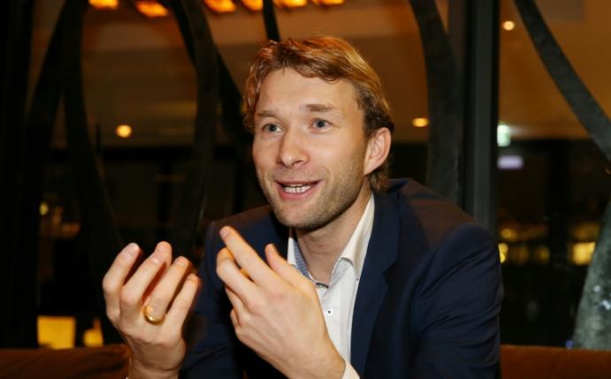 Simon Rolfes erwartet eine bessere Saison von Bayer 04