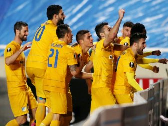 APOEL Nikosia besiegte Slavia Prag im Hinspiel mit 2:0 APOEL Nikosia besiegte Slavia Prag im Hinspiel mit 2:0