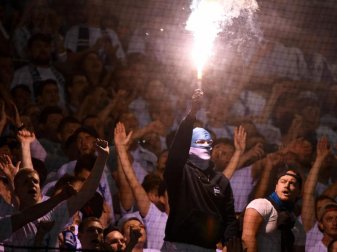 Nach dem Vorfällen beim Pokalspiel Hansa Rostock gegen Hertha BSC ist die Diskussion über die Fankultur in Deutschland neu entflammt. Foto: Axel Heimken Nach dem Vorfällen beim Pokalspiel Hansa Rostock gegen Hertha BSC ist die Diskussion über die Fankultur in Deutschland neu entflammt. Foto: Axel Heimken
