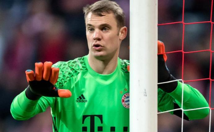 Für Manuel Neuer kommt der Saisonstart gegen Bayer Leverkusen noch zu früh. Foto: Tobias Hase
