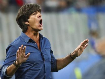 Bundestrainer Joachim Löw könnte zum FIFA-Welttrainer gewählt werden. Foto: Christian Charisius Bundestrainer Joachim Löw könnte zum FIFA-Welttrainer gewählt werden. Foto: Christian Charisius