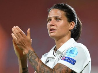 Nominiert für die Wahl zu Weltfußballerin: Dzsenifer Marozsan. Foto: Carmen Jaspersen Nominiert für die Wahl zu Weltfußballerin: Dzsenifer Marozsan. Foto: Carmen Jaspersen