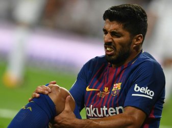 Luis Suarez verletzte sich im Supercup am Knie