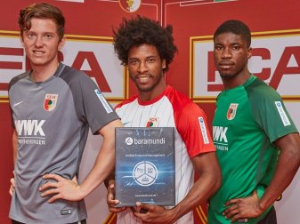 Der FC Augsburg stellt seinen neuen Ärmelsponsor vor Der FC Augsburg stellt seinen neuen Ärmelsponsor vor