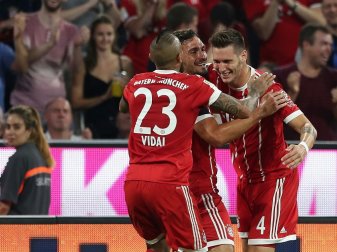 Die Bayern starten mit drei Toren in die neue Saison Die Bayern starten mit drei Toren in die neue Saison