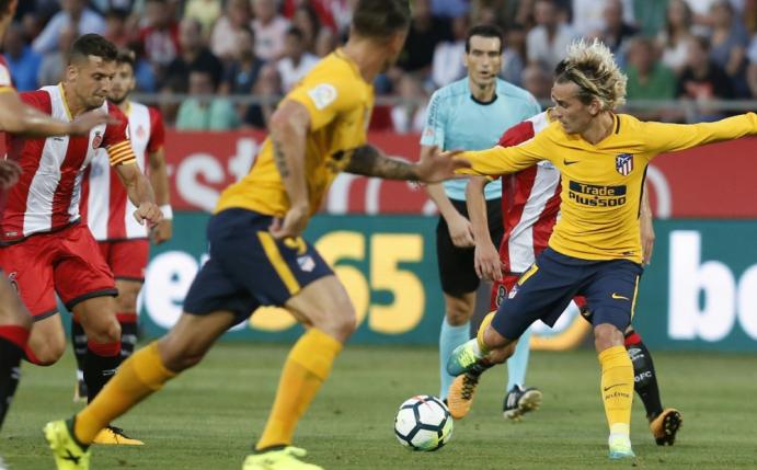 Griezmann (r.) flog in der 67. Minute vom Platz