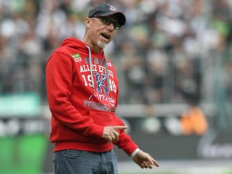 Das Team von Peter Stöger verlor 0:1 bei Borussia Mönchengladbach. Foto: Federico Gambarini