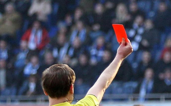 Zwei Spiele Sperre: Björn Jopek sah gegen Rostock Rot