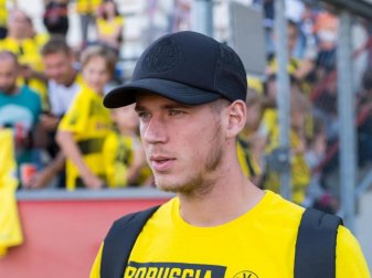Erik Durm hat wegen Hüftproblemen große Teile der Vorbereitung in Dortmund verpasst. Foto: Guido Kirchner