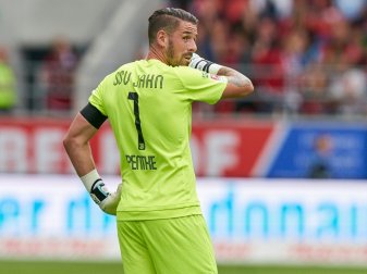 Jahn-Keeper musste heute zwei Bälle ins Netz lassen