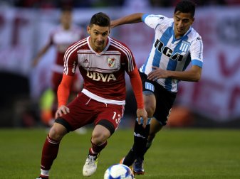 Stürmer Lucas Alario wird von Bayer Leverkusen umworben. Stürmer Lucas Alario wird von Bayer Leverkusen umworben.