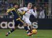 Andreas Beck (r) kehrt von Besiktas Istanbul zum VfB zurück. Foto: Tolga Bozoglu