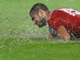 Massive Regenfälle sorgten für zwei Unterbrechungen Massive Regenfälle sorgten für zwei Unterbrechungen