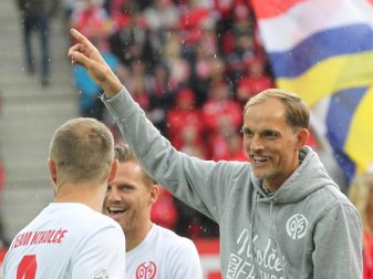 Beim Abschiedsspiel für Nikolce Noveski (l) ist Thomas Tuchel wieder zu Höchstform aufgelaufen. Foto: Thomas Frey Beim Abschiedsspiel für Nikolce Noveski (l) ist Thomas Tuchel wieder zu Höchstform aufgelaufen. Foto: Thomas Frey
