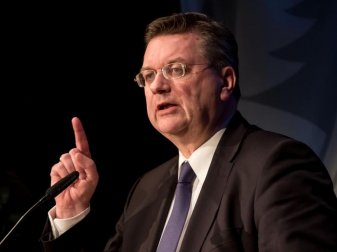 Reinhard Grindel ist der Präsident des Deutschen Fußball-Bundes (DFB). Foto: Peter Steffen