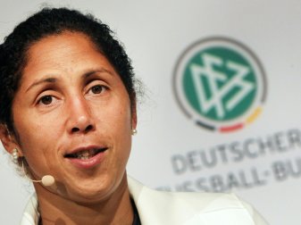 Steffi Jones will den eingeleiteten Umbruch fortführen Steffi Jones will den eingeleiteten Umbruch fortführen