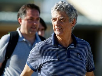 Ángel María Villar Llona soll den Weg für Neuwahlen freimachen Ángel María Villar Llona soll den Weg für Neuwahlen freimachen