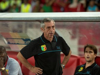 Alain Giresse gibt sein Traineramt in Mali ab Alain Giresse gibt sein Traineramt in Mali ab
