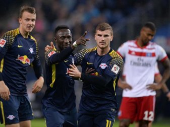 Naby Keita und Timo Werner schossen RB Leipzig zum Auswärtssieg. Foto: Daniel Reinhardt Naby Keita und Timo Werner schossen RB Leipzig zum Auswärtssieg. Foto: Daniel Reinhardt