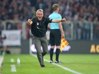 Grund zum Jubeln: Janßen gewinnt mit St. Pauli Grund zum Jubeln: Janßen gewinnt mit St. Pauli