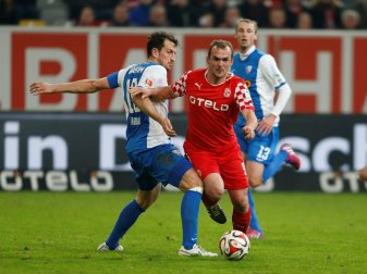 Hoffer spielte unter anderem bei Fortuna Düsseldorf Hoffer spielte unter anderem bei Fortuna Düsseldorf