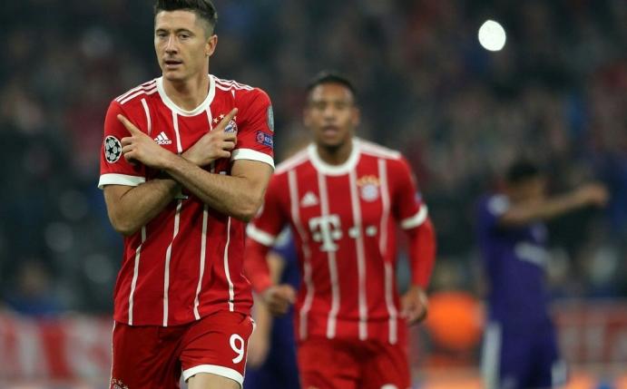 Robert Lewandowski stellt die Weichen auf Sieg