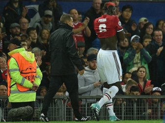 Pogba bei seiner Auswechslung im Spiel gegen Basel Pogba bei seiner Auswechslung im Spiel gegen Basel