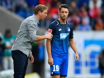 Hoffenheim-Trainer Julian Nagelsmann (l) kann wieder auf Mark Uth setzen. Foto: Uwe Anspach Hoffenheim-Trainer Julian Nagelsmann (l) kann wieder auf Mark Uth setzen. Foto: Uwe Anspach