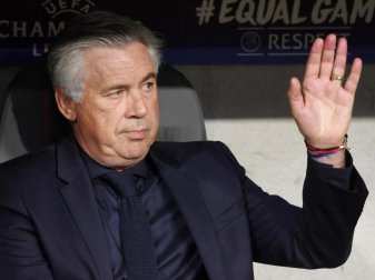 Hat derzeit einige Baustellen beim FC Bayern: Trainer Carlo Ancelotti. Foto: Tobias Hase