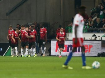 Aufsteiger Hannover 96 gewinnt auch gegen den HSV Aufsteiger Hannover 96 gewinnt auch gegen den HSV