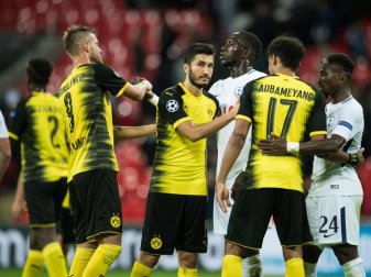 Nach der 1:3 Niederlage in London will der BVB wieder an die Spitze der Bundesliga. Foto: Bernd Thissen Nach der 1:3 Niederlage in London will der BVB wieder an die Spitze der Bundesliga. Foto: Bernd Thissen