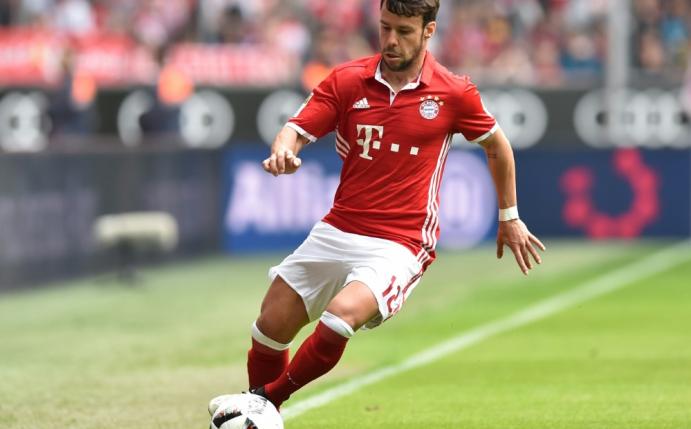 Plant Comeback für Mitte Oktober: Juan Bernat