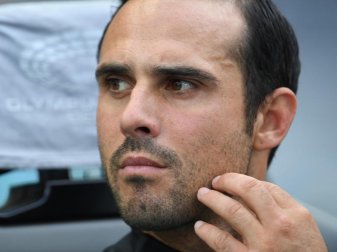 Werders Trainer Alexander Nouri hat sich noch nicht für einen Ersatz für den verletzten Max Kruse entschieden. Foto: Soeren Stache Werders Trainer Alexander Nouri hat sich noch nicht für einen Ersatz für den verletzten Max Kruse entschieden. Foto: Soeren Stache