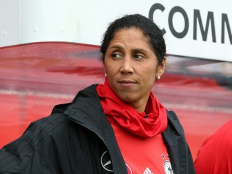 Steffi Jones und ihr Team erwarten Frankreich Steffi Jones und ihr Team erwarten Frankreich