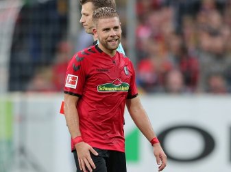 Wurde für drei Spiele gesperrt: Yoric Ravet Wurde für drei Spiele gesperrt: Yoric Ravet