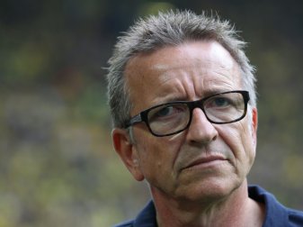 Meier muss nach der Heimniederlage um seinen Job bangen Meier muss nach der Heimniederlage um seinen Job bangen