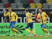 Christoffer Nyman (l.) erzielt das 1:0 für Braunschweig