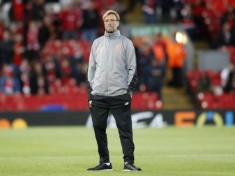 Liverpools Trainer Jürgen Klopp ist unzufrieden mit der Offensive. Foto: Frank Augstein Liverpools Trainer Jürgen Klopp ist unzufrieden mit der Offensive. Foto: Frank Augstein