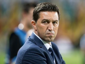 Olympiakos Piräus hat Trainer Besnik Hasi gefeuert Olympiakos Piräus hat Trainer Besnik Hasi gefeuert