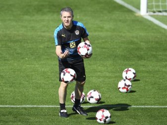 Marcel Koller sitzt noch zweimal auf der Bank der österreichischen Nationalmannschaft. Foto: Robert Jäger Marcel Koller sitzt noch zweimal auf der Bank der österreichischen Nationalmannschaft. Foto: Robert Jäger