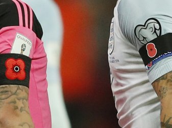 Mohnblumen-Symbol: FIFA passt Richtlinien an Mohnblumen-Symbol: FIFA passt Richtlinien an
