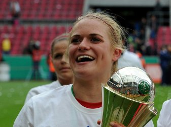 Clara Schöne fehlt dem SC Freiburg ein halbes Jahr Clara Schöne fehlt dem SC Freiburg ein halbes Jahr