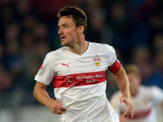Wurde nach seiner schweren Verletzung erneut am Kopf operiert: VfB-Kapitän Christian Gentner. Foto: Peter Steffen Wurde nach seiner schweren Verletzung erneut am Kopf operiert: VfB-Kapitän Christian Gentner. Foto: Peter Steffen