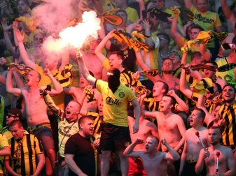 Die BVB-Ultras protestieren gegen ein Freundschaftsspiel Die BVB-Ultras protestieren gegen ein Freundschaftsspiel
