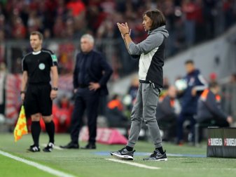 Schmidt war in 81 Bundesliga-Spielen Trainer der Mainzer Schmidt war in 81 Bundesliga-Spielen Trainer der Mainzer