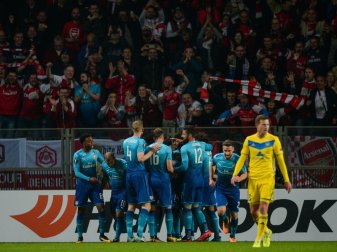 Arsenal feiert den nächsten Sieg in der Europa League Arsenal feiert den nächsten Sieg in der Europa League