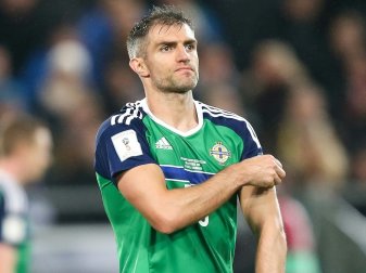 Hughes verpasst Spiele gegen Deutschland und Norwegen Hughes verpasst Spiele gegen Deutschland und Norwegen