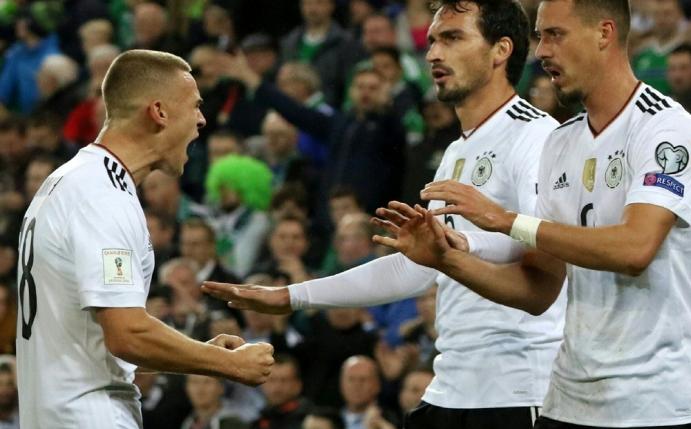 Deutschland siegt in Nordirland 3:1 und löst WM-Ticket