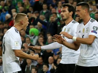 Deutschland siegt in Nordirland 3:1 und löst WM-Ticket Deutschland siegt in Nordirland 3:1 und löst WM-Ticket